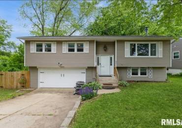3071 HAMPTON Drive, Bettendorf, Iowa, 3 Bedrooms Bedrooms, ,1 BathroomBathrooms,Residential,For Sale,HAMPTON,RMAQC4263801