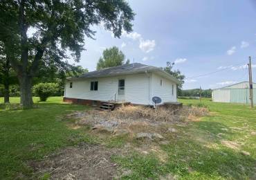 22545 Thompsonville Road, Thompsonville, Illinois, 3 Bedrooms Bedrooms, ,2 BathroomsBathrooms,Residential,For Sale,Thompsonville,RMAEB458195