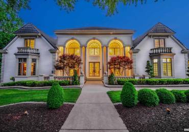 2 HICKORY Court, Rock Island, Illinois, 5 Bedrooms Bedrooms, ,7 BathroomsBathrooms,Residential,For Sale,HICKORY,RMAQC4263859