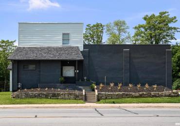 2400 24TH Street, Rock Island, Illinois, ,Commercial Sale,For Sale,24TH,RMAQC4263881