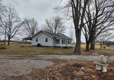8027 Shawnee College Road, Ullin, Illinois, 3 Bedrooms Bedrooms, ,2 BathroomsBathrooms,Residential,For Sale,Shawnee College,RMAEB456638