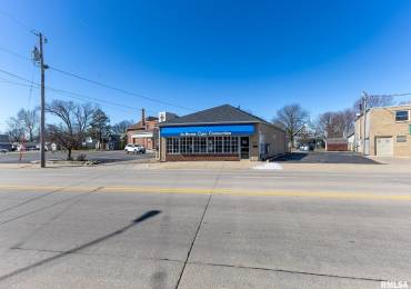 1715 15TH Street Place, Moline, Illinois, ,Commercial Sale,For Sale,15TH,RMAQC4261589