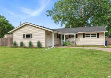 1718 ELMWOOD Lane, Bettendorf, Illinois, 3 Bedrooms Bedrooms, ,2 BathroomsBathrooms,Residential,For Sale,ELMWOOD,RMAQC4263984