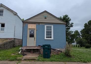 420 KENTUCKY Street, Quincy, Illinois, 1 Bedroom Bedrooms, ,1 BathroomBathrooms,Residential,For Sale,KENTUCKY,RMACA1036954