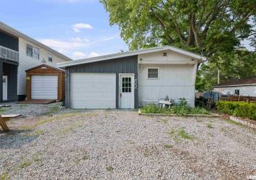 205 RAILROAD Street, New Boston, Illinois, 2 Bedrooms Bedrooms, ,1 BathroomBathrooms,Manufactured In Park,For Sale,RAILROAD,RMAQC4264005