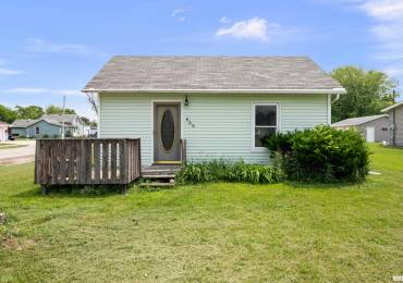 600 1ST Avenue, Sherrard, Illinois, 2 Bedrooms Bedrooms, ,1 BathroomBathrooms,Residential,For Sale,1ST,RMAQC4264051