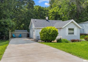 133 HOLLYWOOD Circle, Creve Coeur, Illinois, 1 Bedroom Bedrooms, ,1 BathroomBathrooms,Residential,For Sale,HOLLYWOOD,RMAPA1258546
