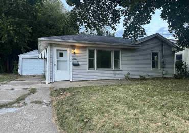 2003 MARTIN Street, Peoria, Illinois, 2 Bedrooms Bedrooms, ,1 BathroomBathrooms,Residential,For Sale,MARTIN,RMAPA1258550