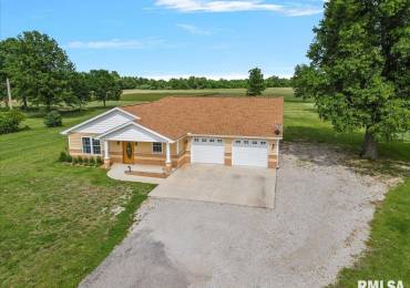 7878 Cardinal Hill Road, Rochester, Illinois, 2 Bedrooms Bedrooms, ,2 BathroomsBathrooms,Residential,For Sale,Cardinal Hill,RMACA1037039