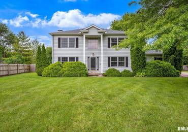 1842 MAPLE Avenue, Galesburg, Illinois, 5 Bedrooms Bedrooms, ,3 BathroomsBathrooms,Residential,For Sale,MAPLE,RMACA1037049