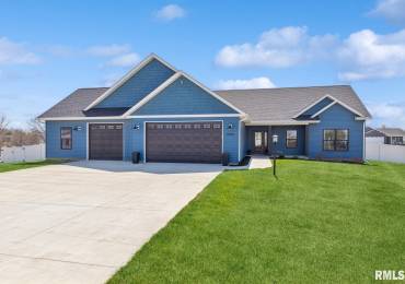 18101 271ST Street, Long Grove, Iowa, 3 Bedrooms Bedrooms, ,2 BathroomsBathrooms,Residential,For Sale,271ST,RMAQC4264131
