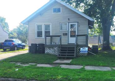 659 DEAN Court, Canton, Illinois, 2 Bedrooms Bedrooms, ,1 BathroomBathrooms,Residential,For Sale,DEAN,RMAPA1258601