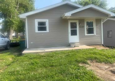 427 ORCHARD Street, Macomb, Illinois, 3 Bedrooms Bedrooms, ,1 BathroomBathrooms,Residential,For Sale,ORCHARD,RMAPA1258612