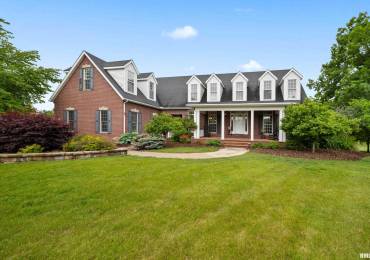 5 HIGH POINT Place, Bettendorf, Iowa, 4 Bedrooms Bedrooms, ,5 BathroomsBathrooms,Residential,For Sale,HIGH POINT,RMAQC4264184