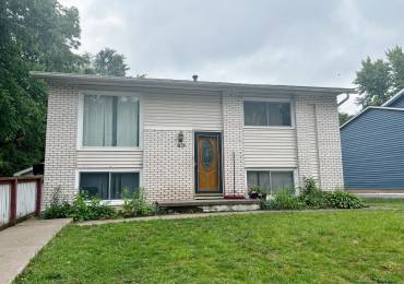 4124 COURTLAND Street, Peoria, Illinois, 4 Bedrooms Bedrooms, ,1 BathroomBathrooms,Residential,For Sale,COURTLAND,RMAPA1258618
