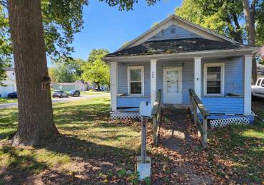 333 ELM Street, Lincoln, Illinois, 2 Bedrooms Bedrooms, ,1 BathroomBathrooms,Residential,For Sale,ELM,RMACA1037098