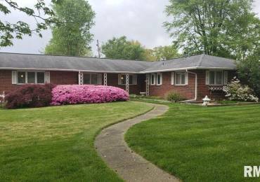 1701 Julianne Drive, Marion, Illinois, 3 Bedrooms Bedrooms, ,2 BathroomsBathrooms,Residential,For Sale,Julianne,RMAQC4264198