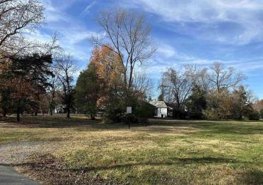 900 CHERRY Street, Carbondale, Illinois, ,Land,For Sale,CHERRY,RMAEB458356
