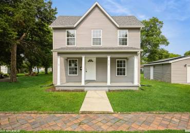 713 JACKSON Street, Litchfield, Illinois, 3 Bedrooms Bedrooms, ,2 BathroomsBathrooms,Residential,For Sale,JACKSON,RMACA1037128