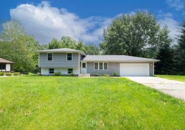 2671 ASHLEY Court, Tremont, Illinois, 4 Bedrooms Bedrooms, ,2 BathroomsBathrooms,Residential,For Sale,ASHLEY,RMAPA1258655