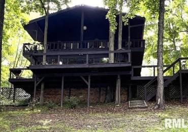 170 Blue Bird Lane, Goreville, Illinois, 3 Bedrooms Bedrooms, ,1 BathroomBathrooms,Residential,For Sale,Blue Bird,RMAEB458365