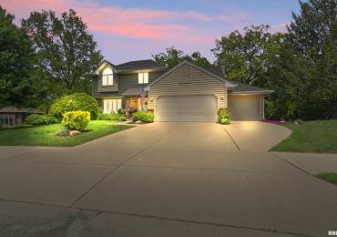 6410 LIVE OAK Court, Peoria, Illinois, 3 Bedrooms Bedrooms, ,3 BathroomsBathrooms,Residential,For Sale,LIVE OAK,RMAPA1258538