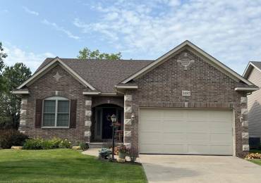 3157 MERIDITH Way, Bettendorf, Iowa, 3 Bedrooms Bedrooms, ,3 BathroomsBathrooms,Residential,For Sale,MERIDITH,RMAQC4264163