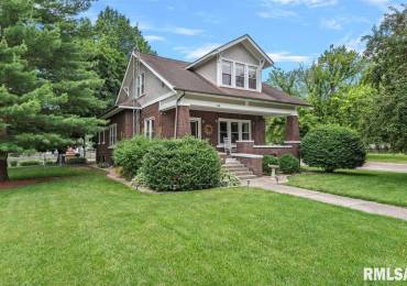 330 Loud Street, Virden, Illinois, 4 Bedrooms Bedrooms, ,2 BathroomsBathrooms,Residential,For Sale,Loud,RMACA1037141