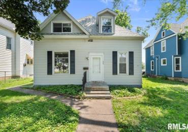 723 17TH Street, Davenport, Iowa, 6 Bedrooms Bedrooms, ,1 BathroomBathrooms,Residential,For Sale,17TH,RMAQC4264254