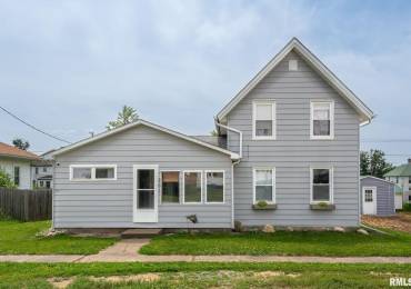 205 VINE Street, Wheatland, Iowa, 2 Bedrooms Bedrooms, ,2 BathroomsBathrooms,Residential,For Sale,VINE,RMAQC4264256