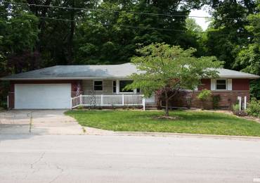 1711 MAPLE RIDGE Drive, Peoria, Illinois, 3 Bedrooms Bedrooms, ,2 BathroomsBathrooms,Residential,For Sale,MAPLE RIDGE,RMAPA1258599