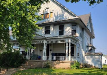 606 Meridian Street, Tipton, Iowa, ,Residential Income,For Sale,Meridian,RMAQC4264298