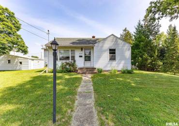 430 10TH Place, Camanche, Iowa, 2 Bedrooms Bedrooms, ,1 BathroomBathrooms,Residential,For Sale,10TH,RMAQC4264358