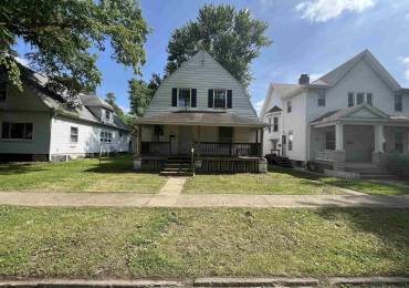 926 Governor Street, Springfield, Illinois, 4 Bedrooms Bedrooms, ,2 BathroomsBathrooms,Residential,For Sale,Governor,RMACA1037233
