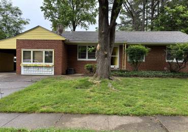 507 DIXON Avenue, Carbondale, Illinois, 3 Bedrooms Bedrooms, ,1 BathroomBathrooms,Residential,For Sale,DIXON,RMAEB458183