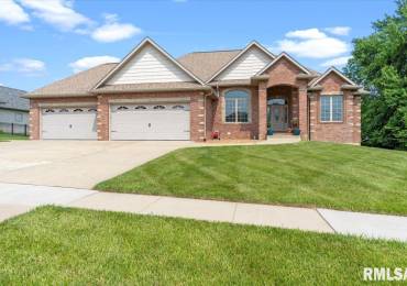 5408 CROMWELL Place, Springfield, Illinois, 5 Bedrooms Bedrooms, ,3 BathroomsBathrooms,Residential,For Sale,CROMWELL,RMACA1037264