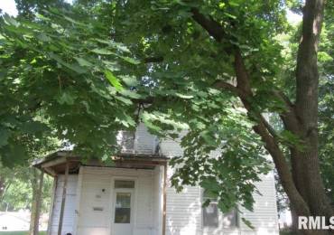 504 COLLEGE Avenue, Aledo, Illinois, 4 Bedrooms Bedrooms, ,2 BathroomsBathrooms,Residential,For Sale,COLLEGE,RMAQC4264448