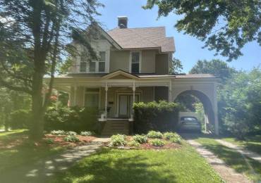 520 CHAMBERS Street, Galesburg, Illinois, 5 Bedrooms Bedrooms, ,3 BathroomsBathrooms,Residential,For Sale,CHAMBERS,RMACA1037276