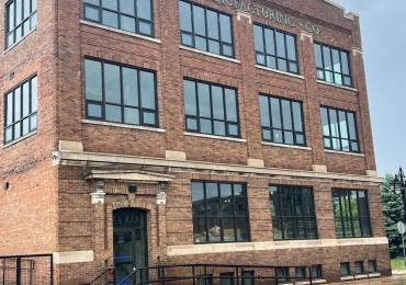 1001 ADAMS Street, Peoria, Illinois, 1 Bedroom Bedrooms, ,1 BathroomBathrooms,Residential,For Sale,ADAMS,RMAPA1258816