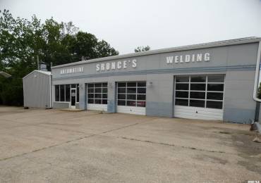 105 WATER Street, Pinckneyville, Illinois, ,Commercial Sale,For Sale,WATER,RMAEB458446