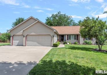 3029 Springwood Drive, Springfield, Illinois, 3 Bedrooms Bedrooms, ,2 BathroomsBathrooms,Residential,For Sale,Springwood,RMACA1037291