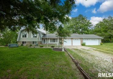 386 TOWNHALL Road, Metamora, Illinois, 3 Bedrooms Bedrooms, ,2 BathroomsBathrooms,Residential,For Sale,TOWNHALL,RMAPA1258835
