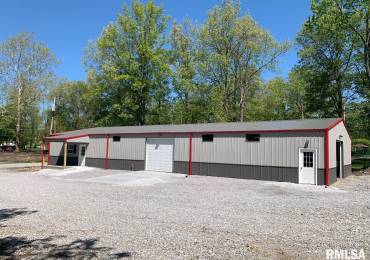 506 KENTUCKY Street, Benton, Illinois, 2 Bedrooms Bedrooms, ,1 BathroomBathrooms,Residential,For Sale,KENTUCKY,RMAEB458458
