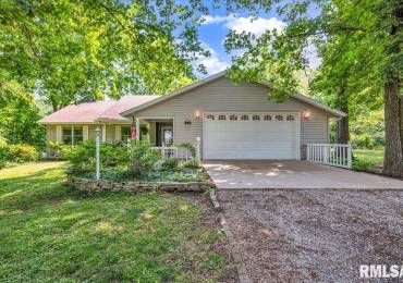 656 COON CREEK Road, Metamora, Illinois, 3 Bedrooms Bedrooms, ,2 BathroomsBathrooms,Residential,For Sale,COON CREEK,RMAPA1257702