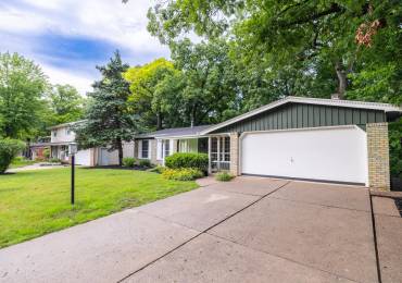 743 WONDERVIEW Drive, Dunlap, Illinois, 3 Bedrooms Bedrooms, ,2 BathroomsBathrooms,Residential,For Sale,WONDERVIEW,RMAPA1258759