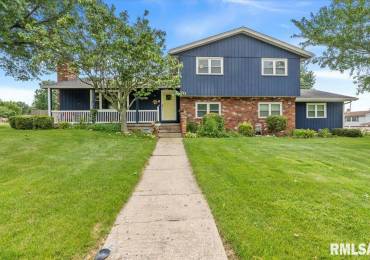 30 Greencastle Circle, Springfield, Illinois, 3 Bedrooms Bedrooms, ,2 BathroomsBathrooms,Residential,For Sale,Greencastle,RMACA1037194