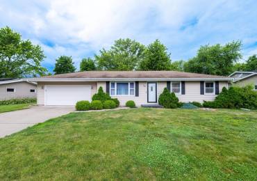 410 STOUT Drive, Mackinaw, Illinois, 3 Bedrooms Bedrooms, ,1 BathroomBathrooms,Residential,For Sale,STOUT,RMAPA1258794