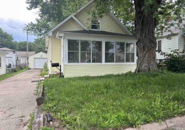 1208 13TH Street, Pekin, Illinois, 3 Bedrooms Bedrooms, ,1 BathroomBathrooms,Residential,For Sale,13TH,RMAPA1258848