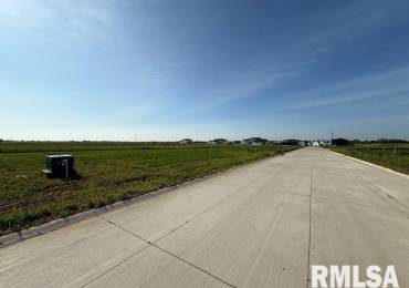 6961 Meghan Avenue, Bettendorf, Iowa, ,Land,For Sale,Meghan,RMAQC4264548