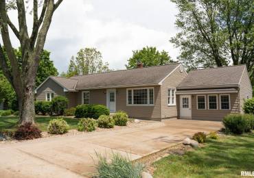 412 TIMBERLAN Road, Metamora, Illinois, 4 Bedrooms Bedrooms, ,1 BathroomBathrooms,Residential,For Sale,TIMBERLAN,RMAPA1258072
